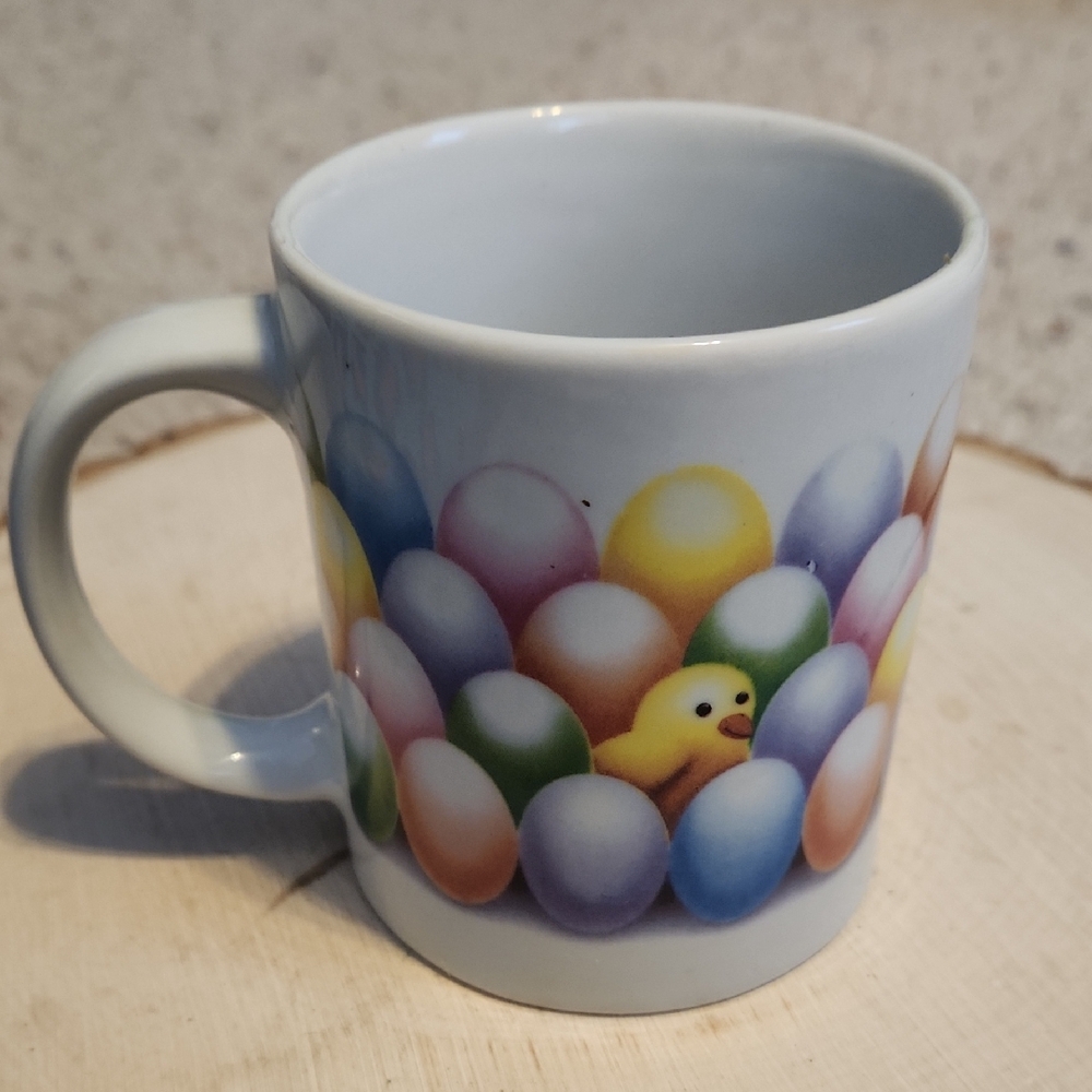 Houston Foods 1993 Easter Chick & Egg Design Mug